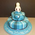 2tier naked girl